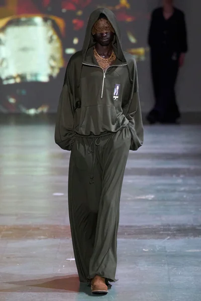 Look 34
